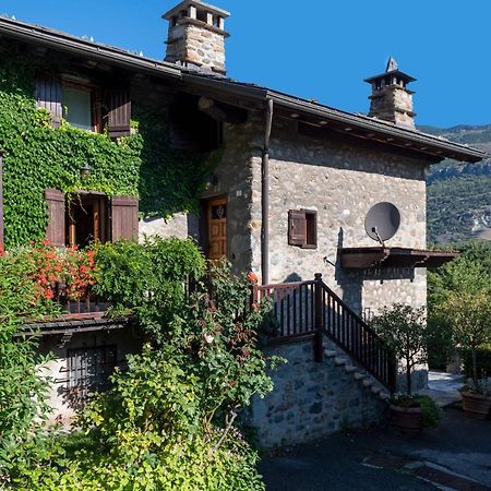La Posta Apartment Saint Marcel Exterior photo